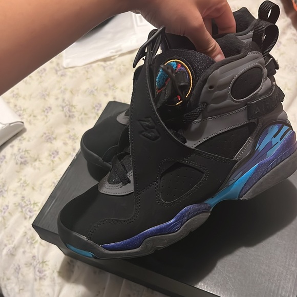 Air Jordan 8 Retro “Aqua” size 4.5 in men. Size 6 in women. Comes with box - Picture 4 of 6